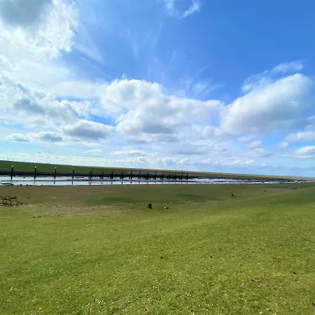 Maison d'hôtes Grosses Doppelzimmer Mit Eigenem Bad Und Kuehlschrank, Frisch Saniert