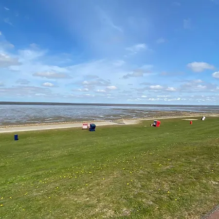 Grosses Doppelzimmer Mit Eigenem Bad Und Kuehlschrank, Frisch Saniert 3* Friedrichskoog